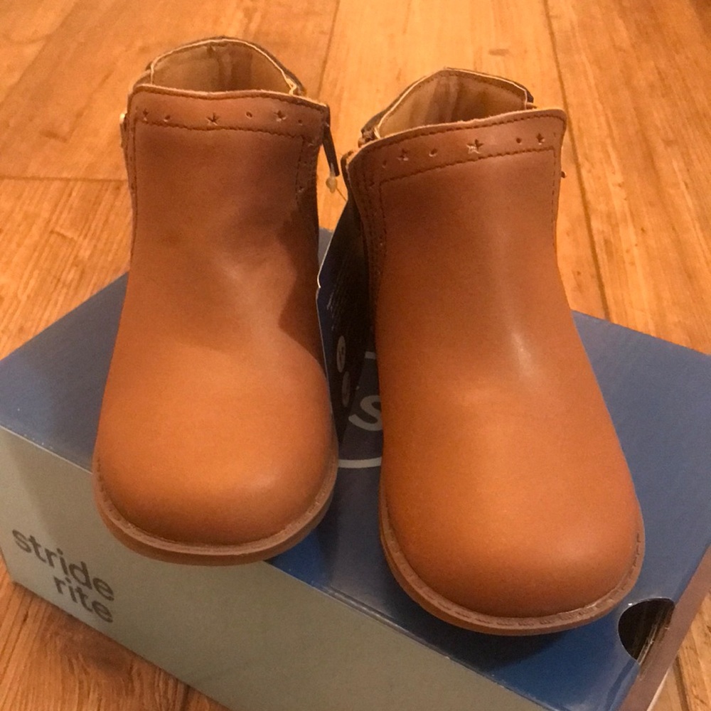 Brand new stride rite kids shoes